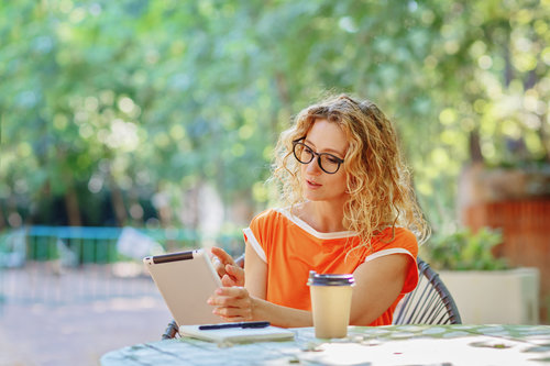 LONG-DISTANCE HOUSE HUNTING header image.