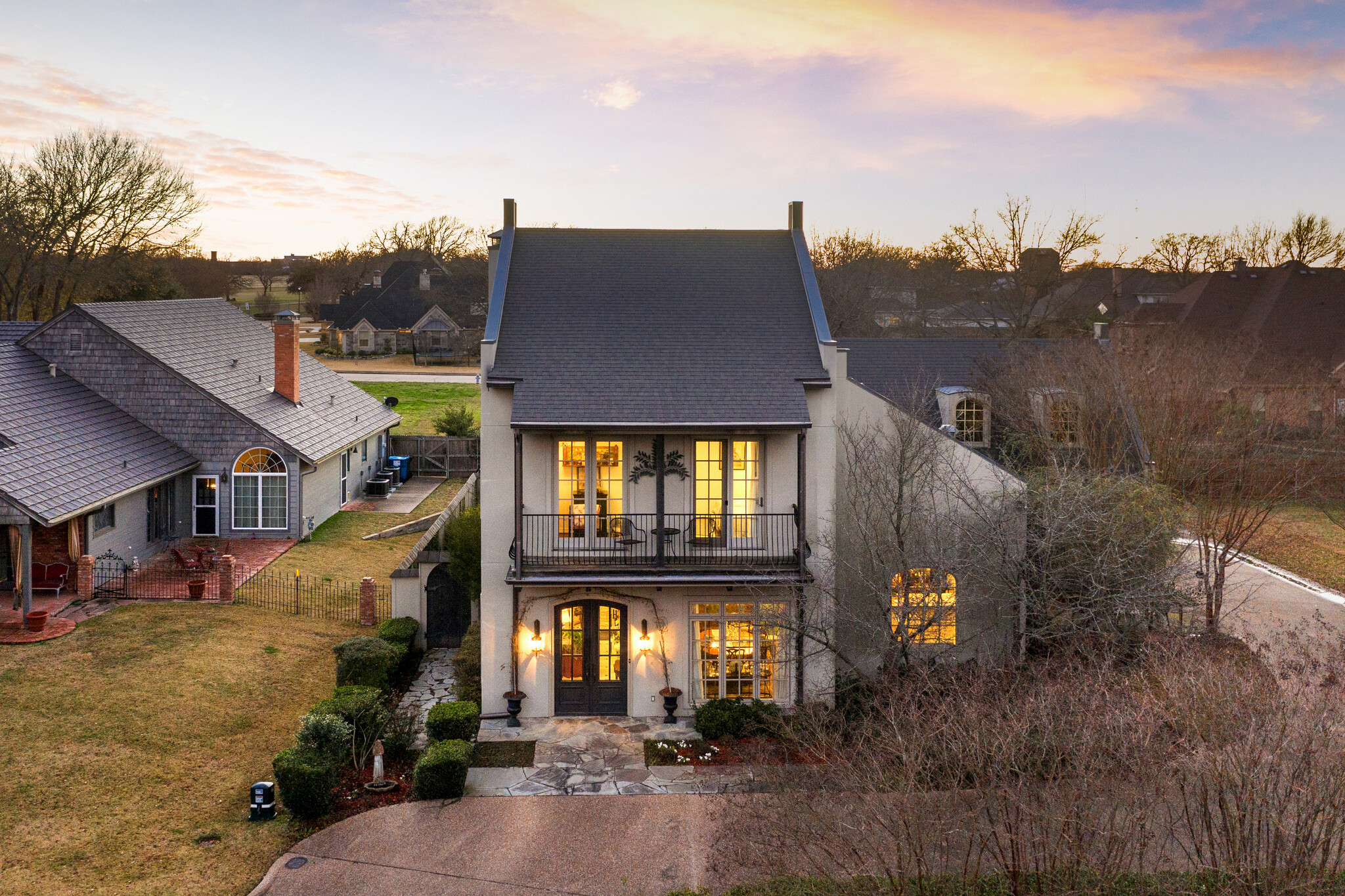 New Listing! header image.