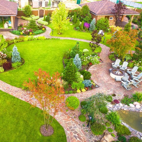 Garden Trends to Revamp Your Landscaping header image.