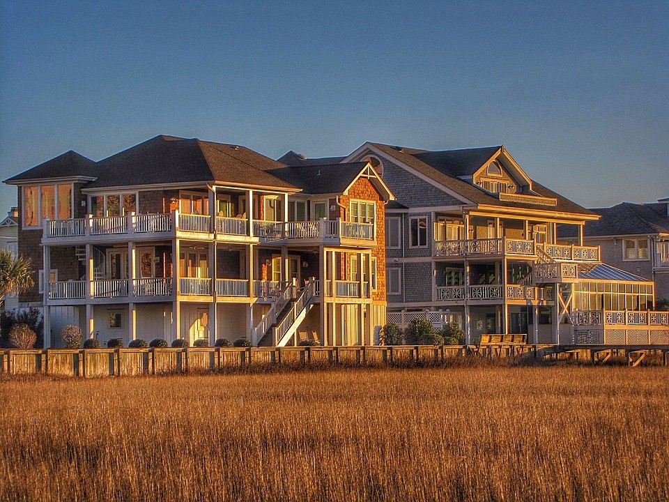 Buying a Home Along Connecticut’s Shoreline header image.