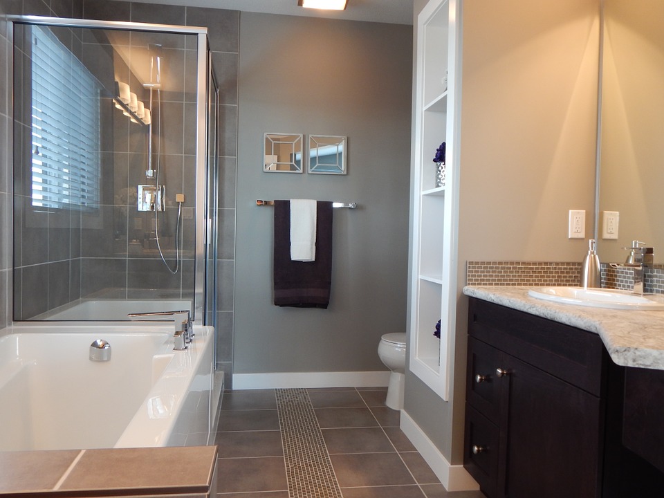 Focus on Features: Why Bathrooms Are Important for Home Buying and Selling header image.