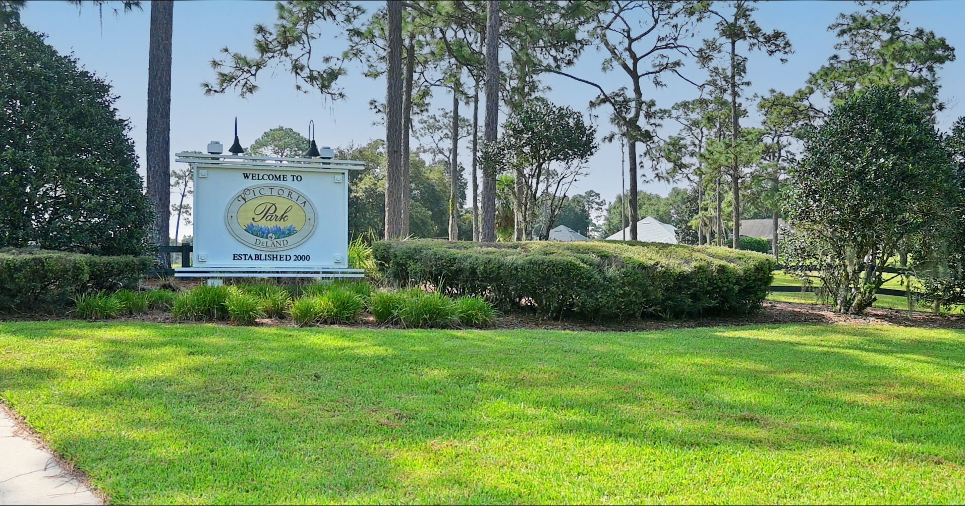 Victoria Park entrance sign