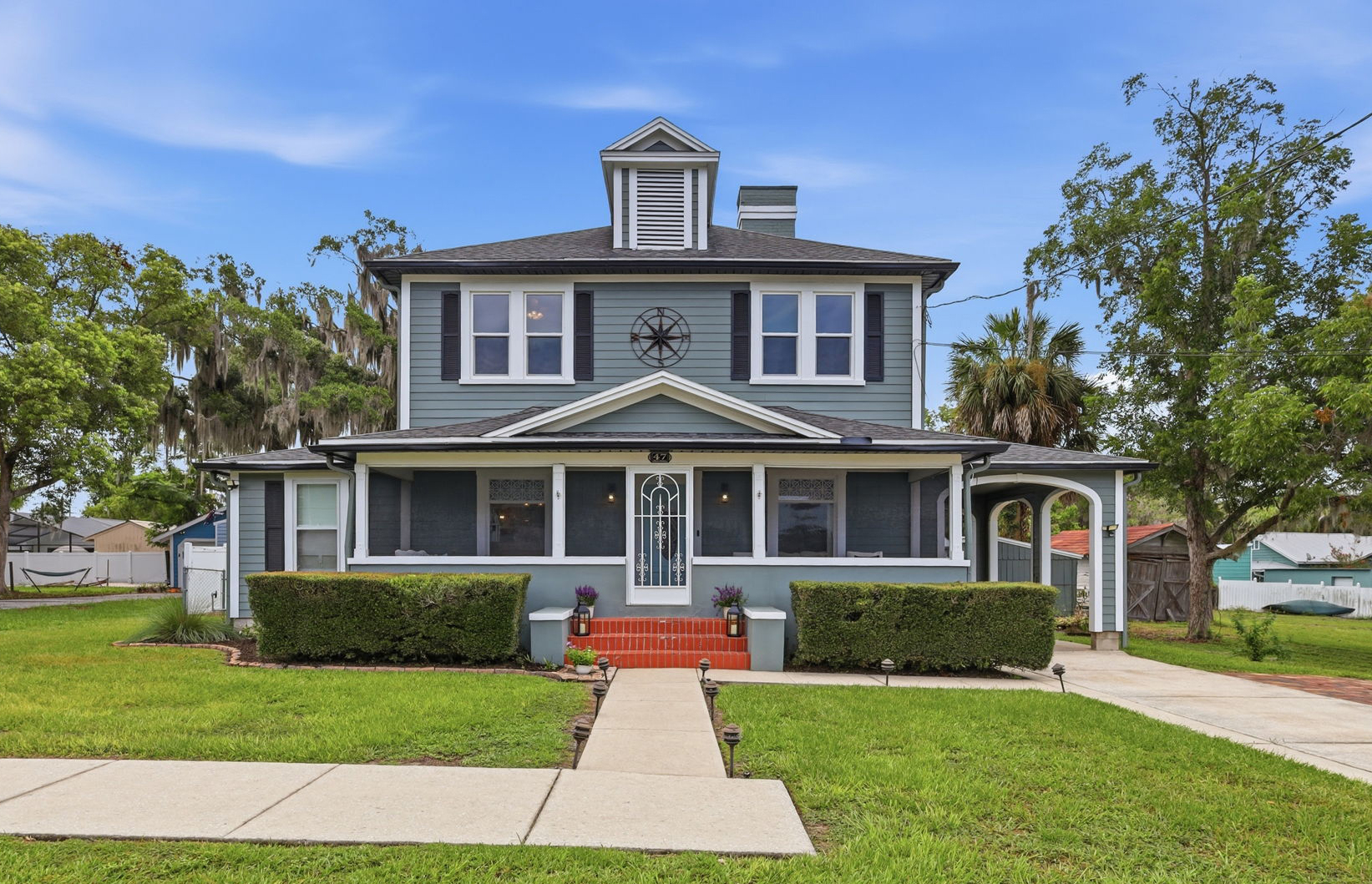 Exterior of a possible Sears home in Umatilla, FL