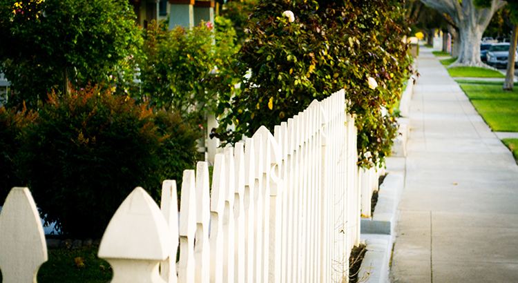 Why Rising Mortgage Rates Push Buyers off the Fence header image.