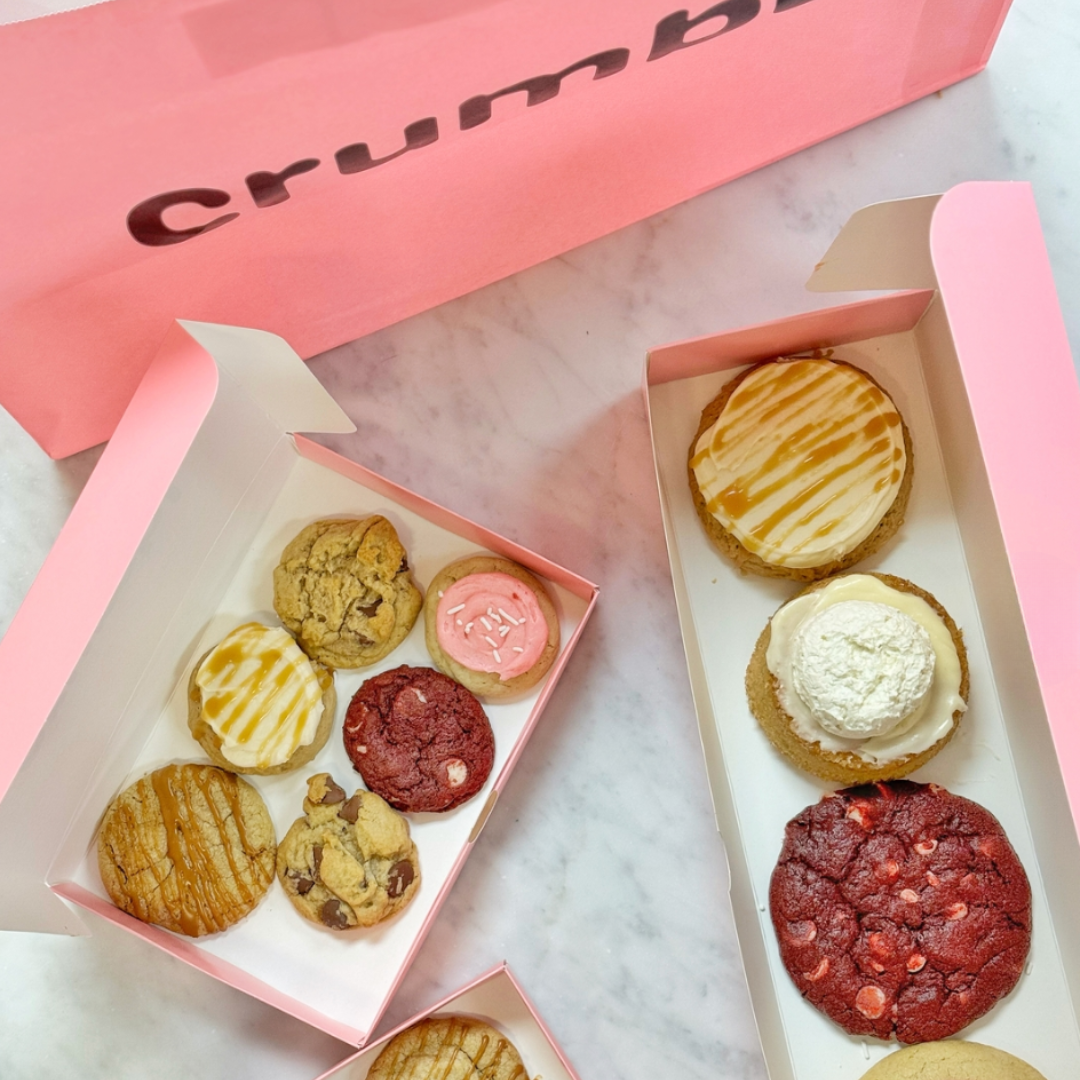 Crumbl Cookie Brings the Crowds header image.