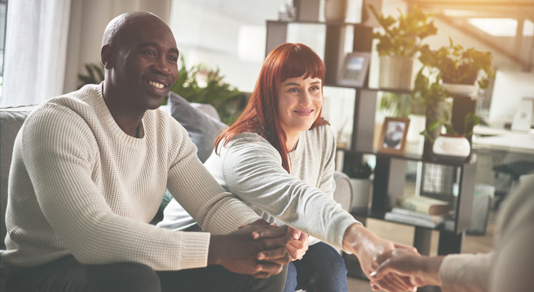 Planning To Sell Your House? It’s Critical To Hire a Pro. header image.