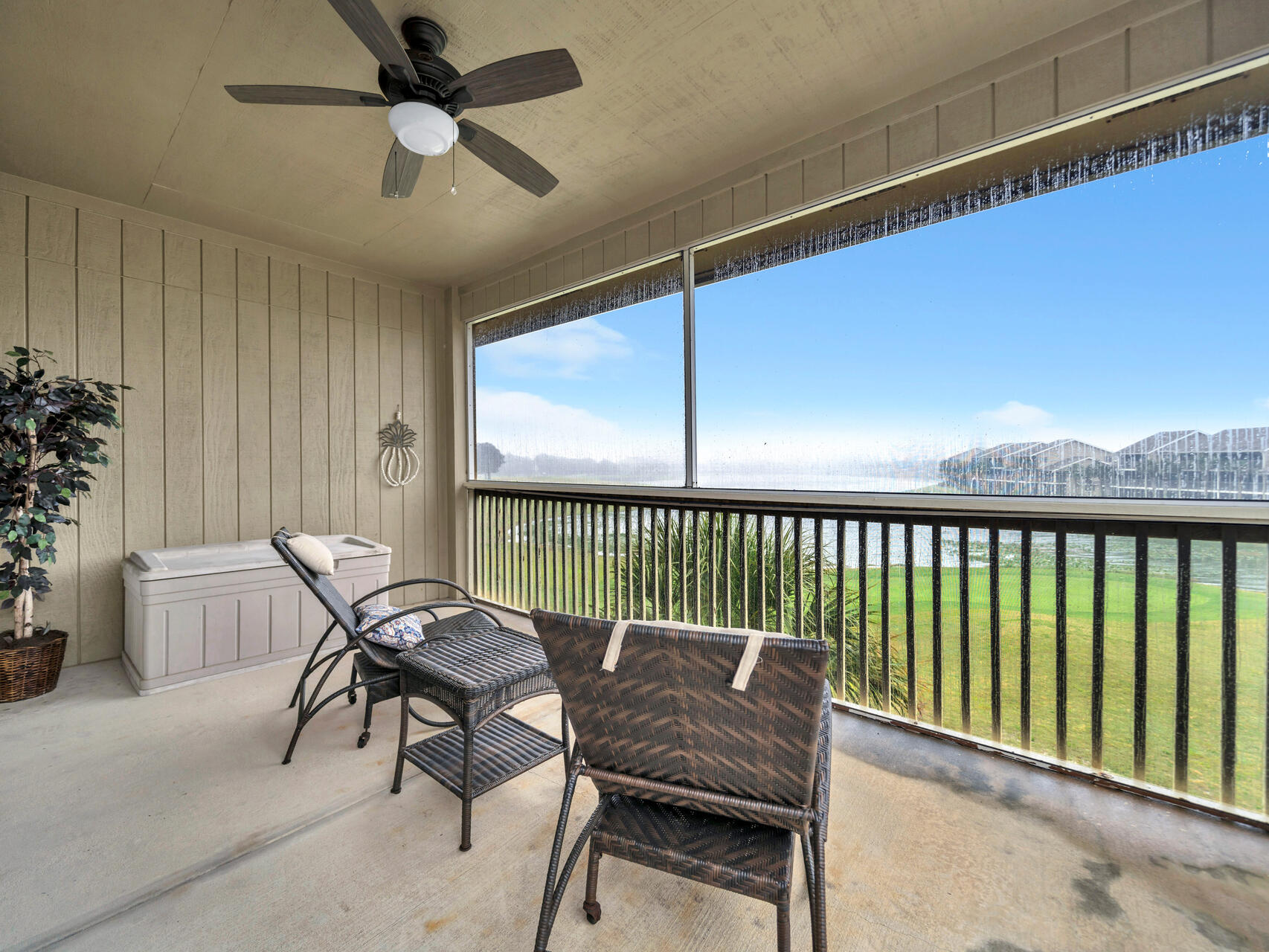 Newly Priced Seascape Unit 407 header image.