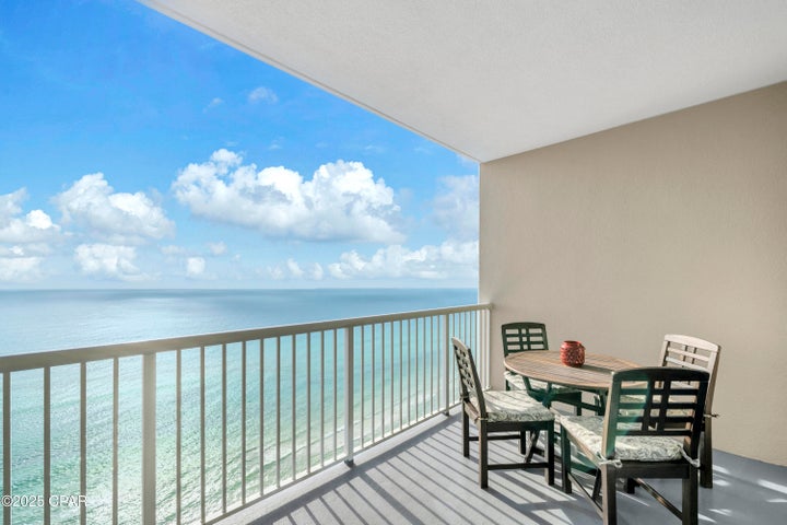 Just Listed Palazzo 1404 header image.