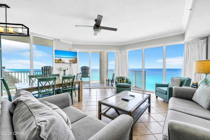 Just Listed Tidewater 717 header image.