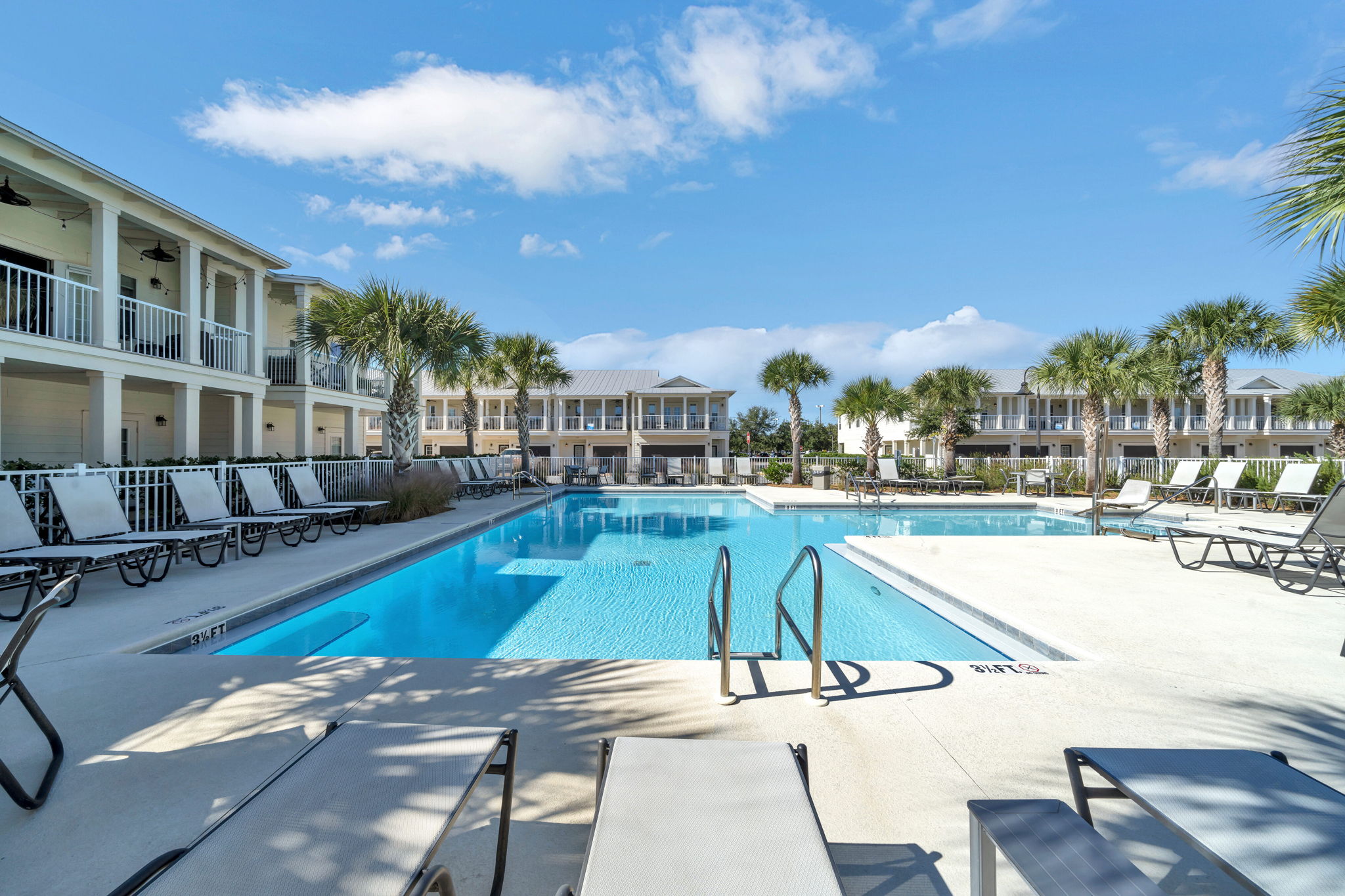 Just Listed One Twenty Five 137 header image.