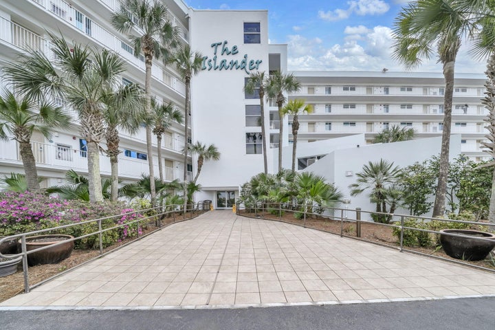 Just Sold Islander 203 header image.