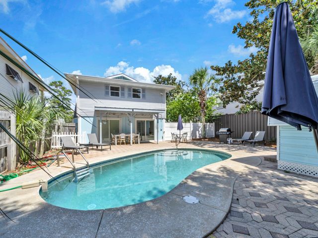 Just Listed 92 Tarpon Street Destin, FL header image.