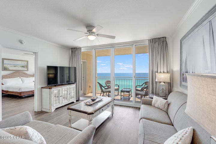 Just Listed Emerald Beach Unit 931 header image.