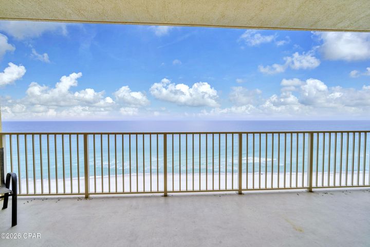Just Listed Gulf Crest 1404 header image.