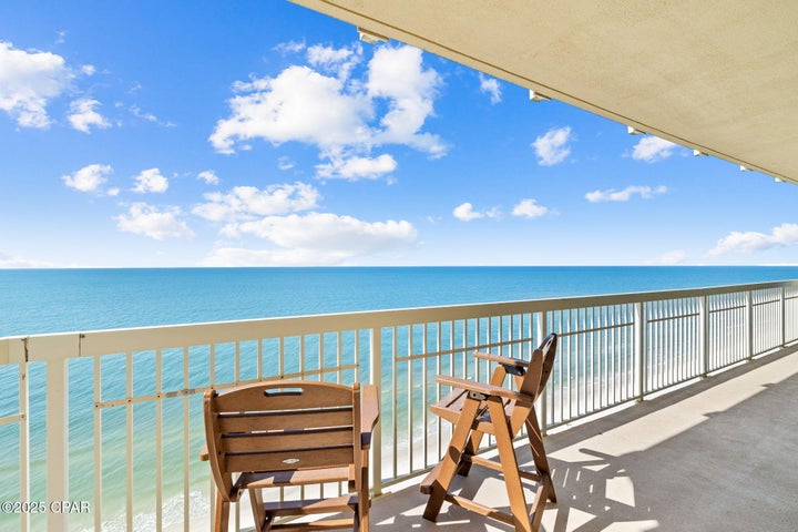 Just Listed Celadon 1601A header image.