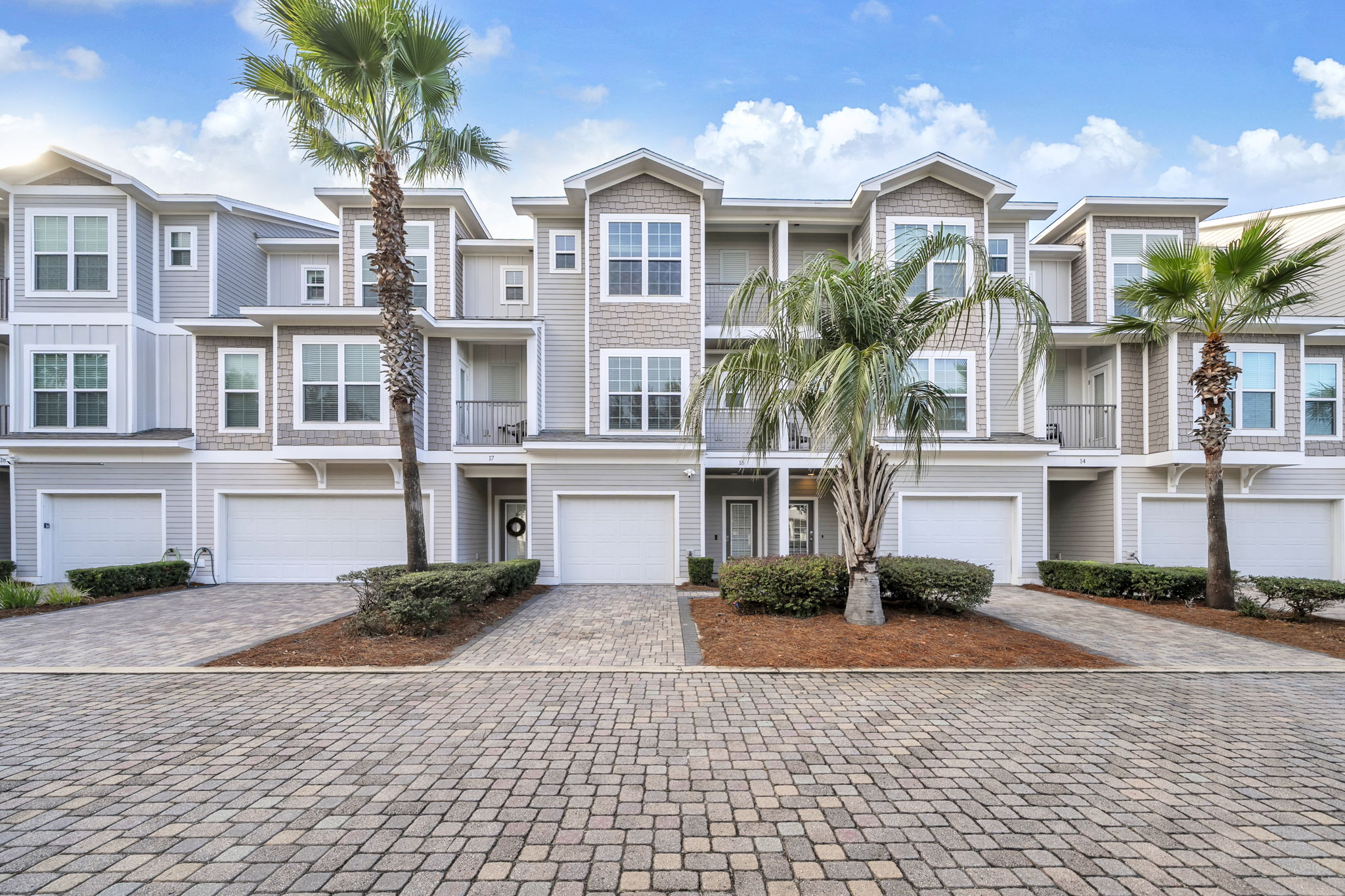 Just Sold Driftwood Townhome 16 header image.