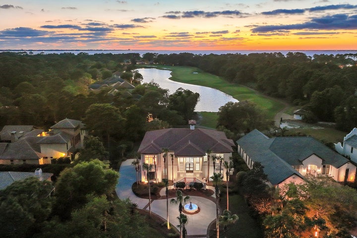Luxurious Golf-Front Living in Burnt Pine header image.