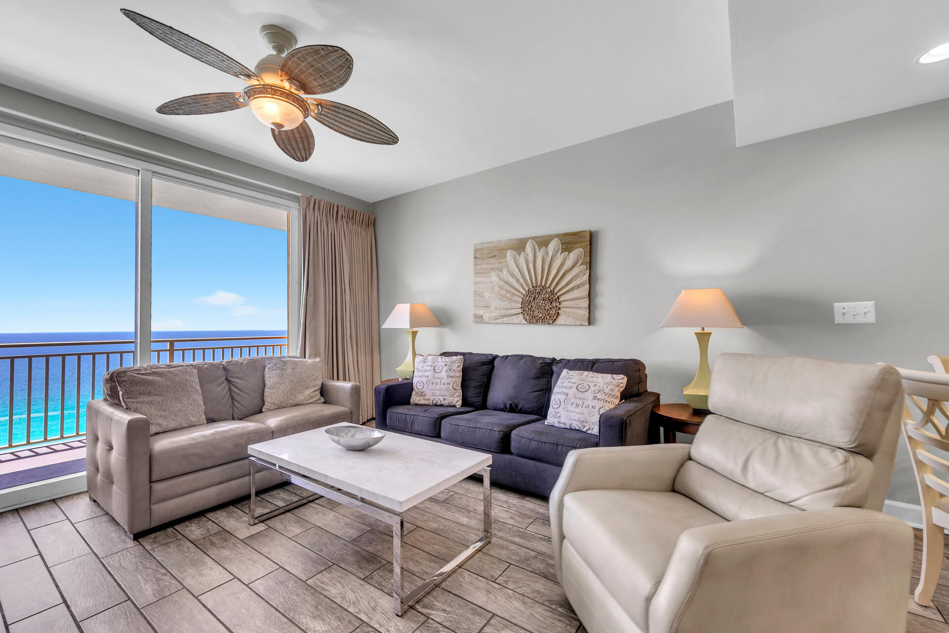 Just Listed Splash 1402E header image.