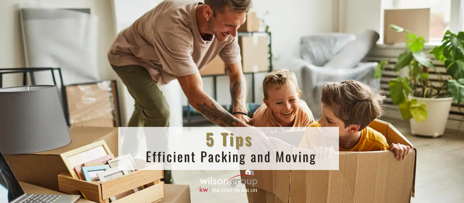 5 Tips for Efficient Packing/ Moving header image.