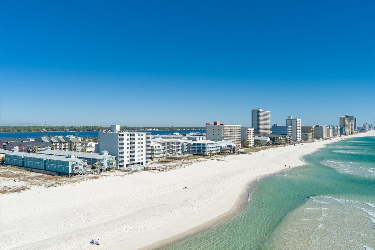 UNDERSTANDING MARKET FLUCTUATIONS: A GUIDE FOR GULF SHORES / ORANGE BEACH SELLERS header image.