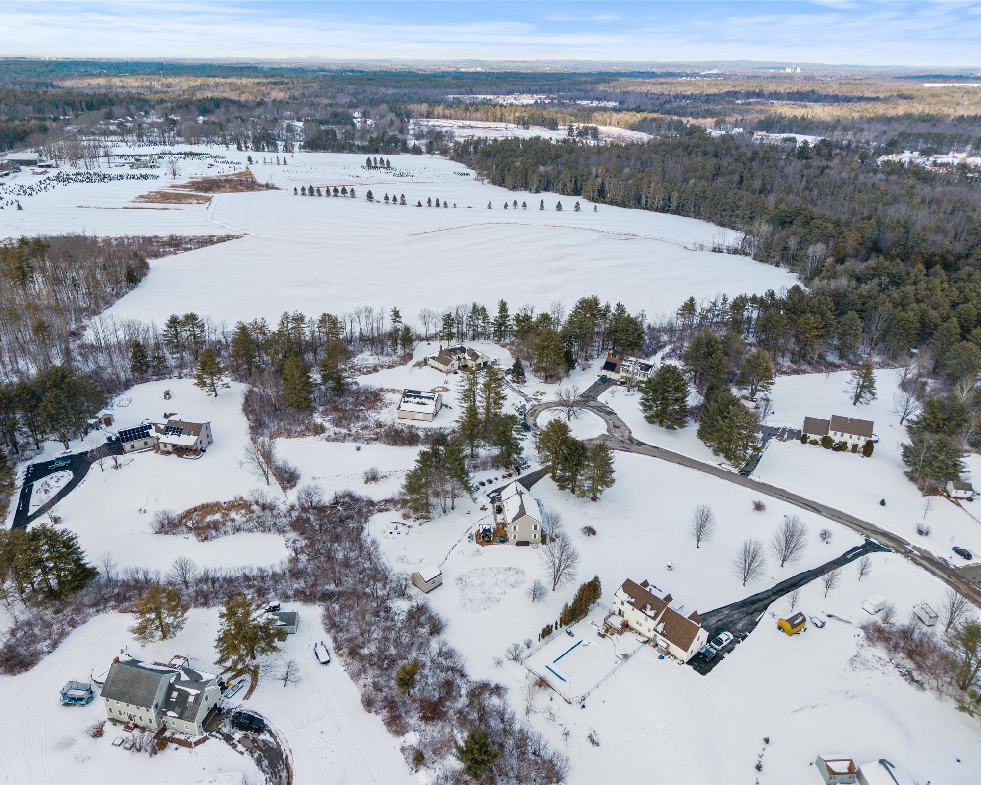 Your Maine Real Estate Market Report | January 2025 Stats header image.