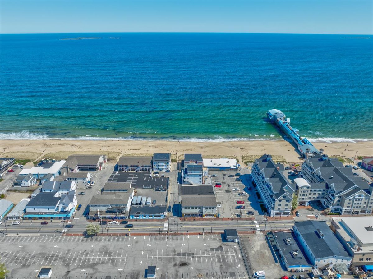 Your Maine Real Estate Market Report | April 2024 Stats header image.