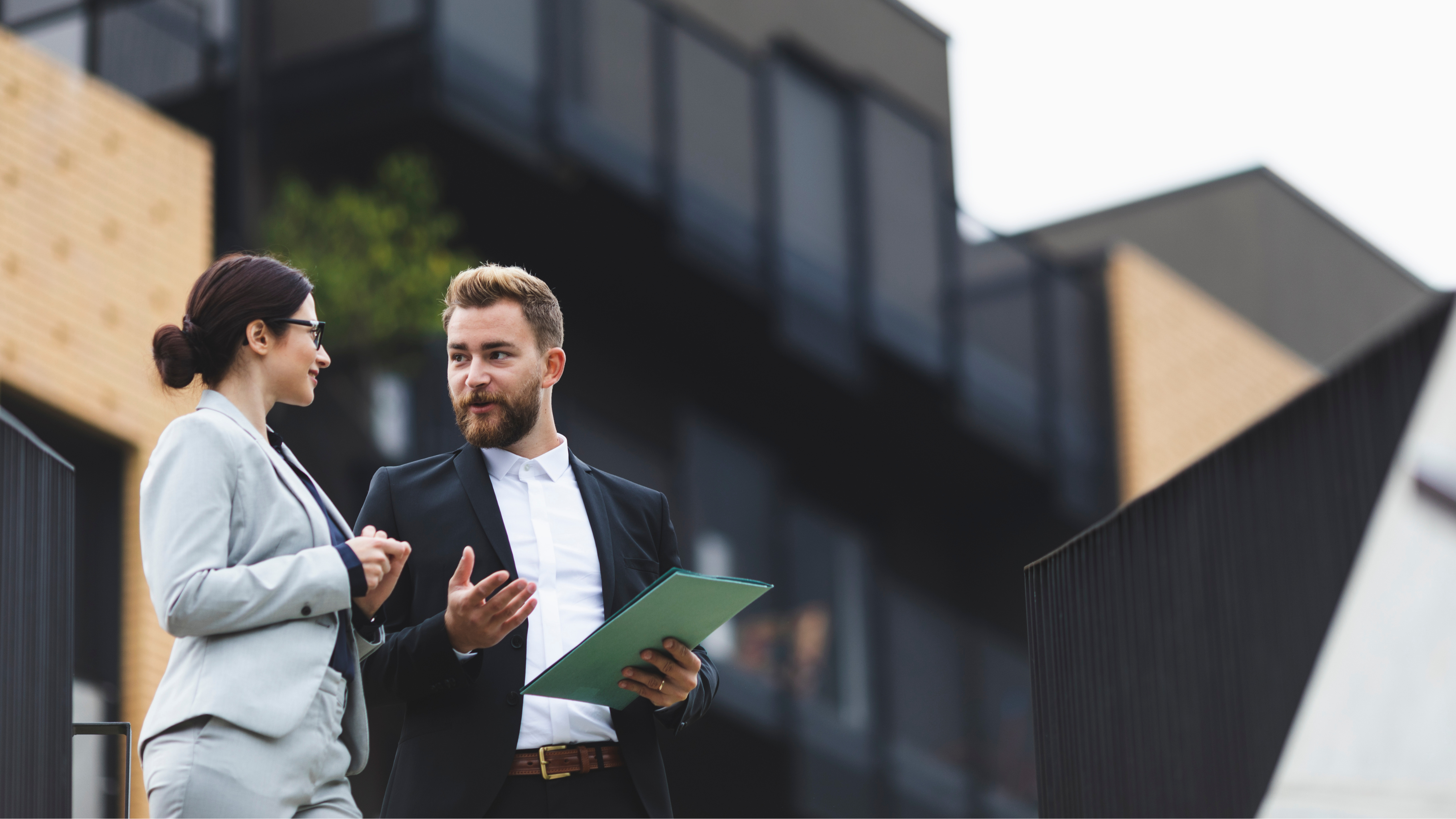 Unlocking Cash Offer Benefits for Real Estate Investors header image.