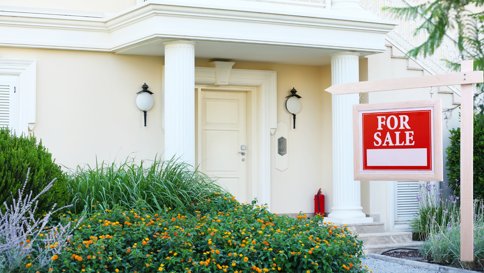 Why Isn’t Your Home Moving Off the Market? Consider These Possible Explanations header image.