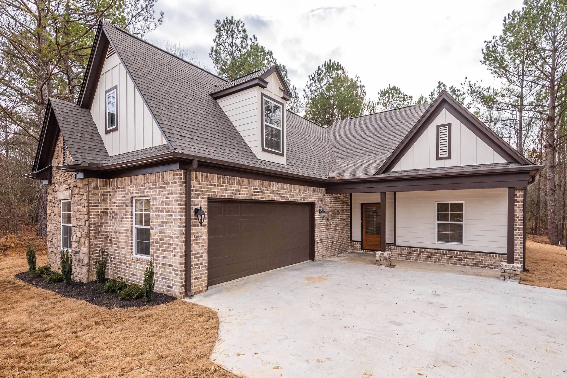 How Do You Determine What to Sell Your House For? header image.