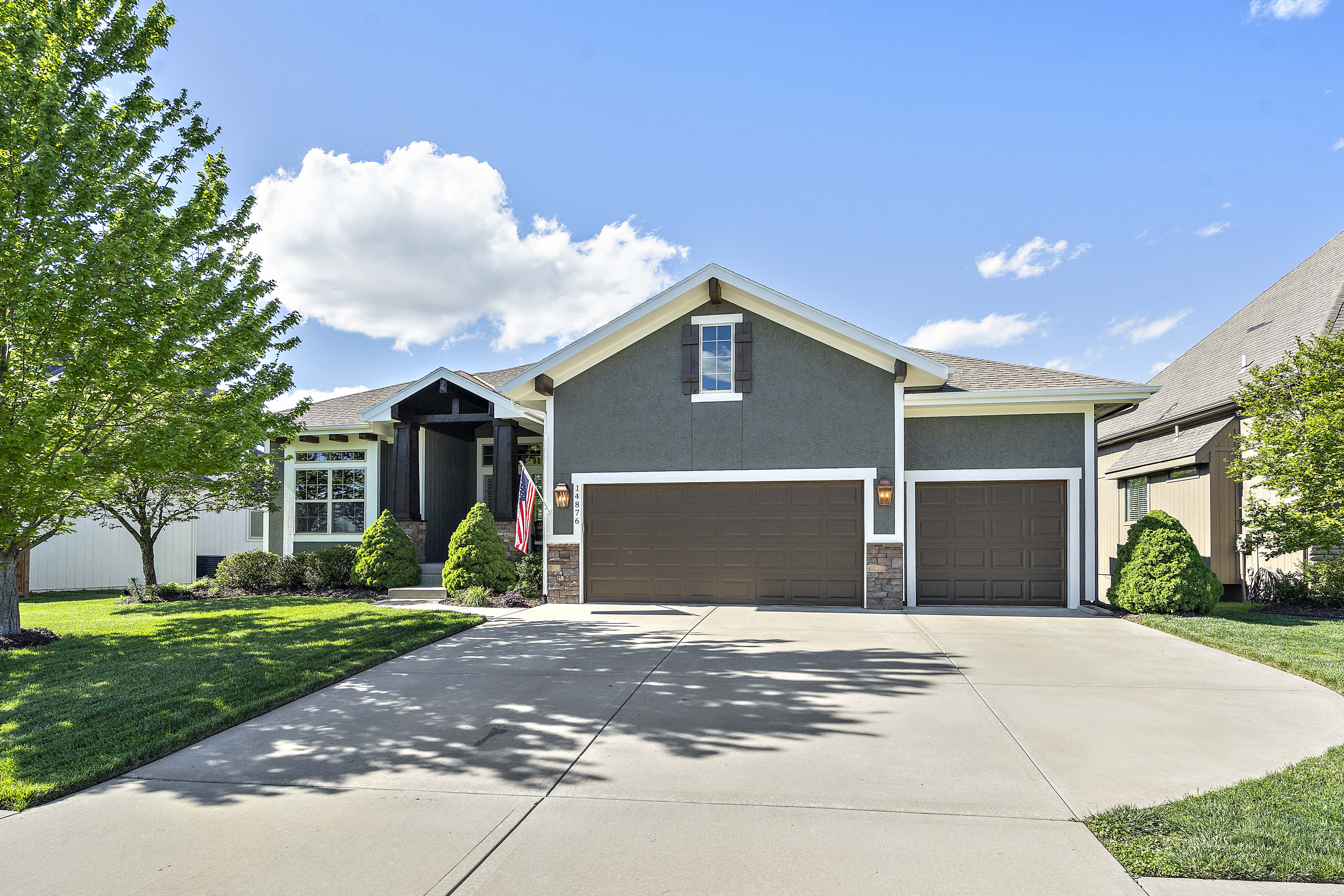 Thousand Oaks Parkville header image.