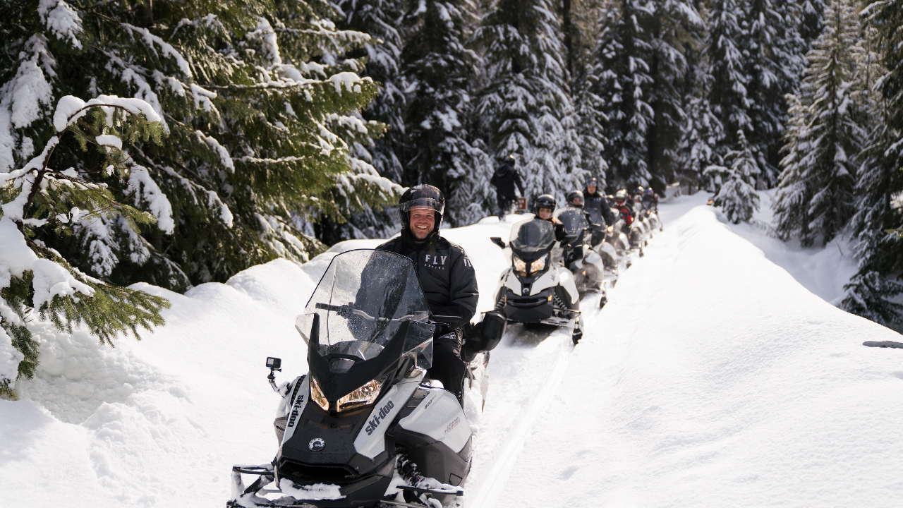 Cle Elum Snowmobiling Adventures header image.