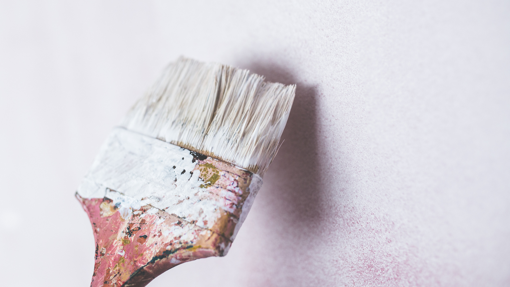 This Spring's Hottest Paint Trends header image.