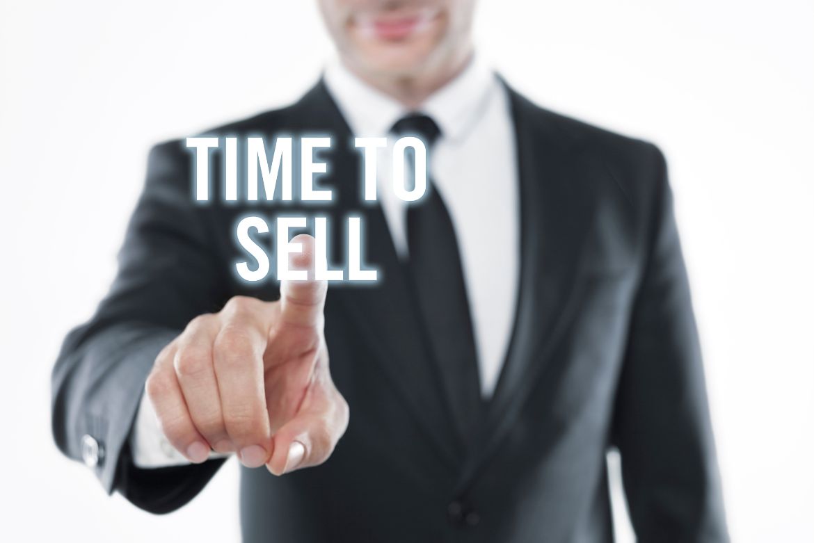 Thinking About Selling in Rochester This May? Read This First! header image.