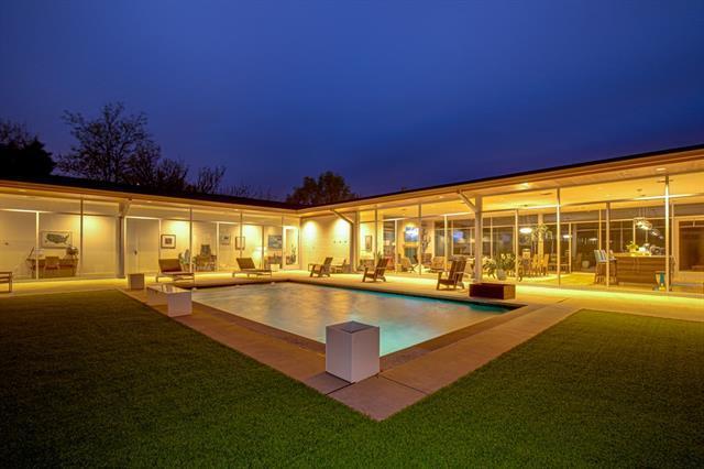 107 Independence Place in Chandlers Landing header image.