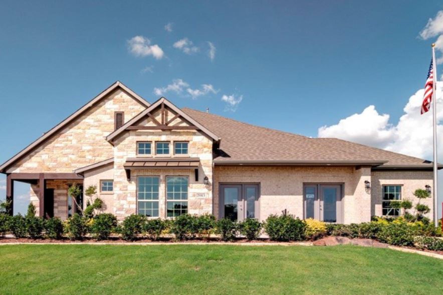 Heath Golf & Yacht Club header image.