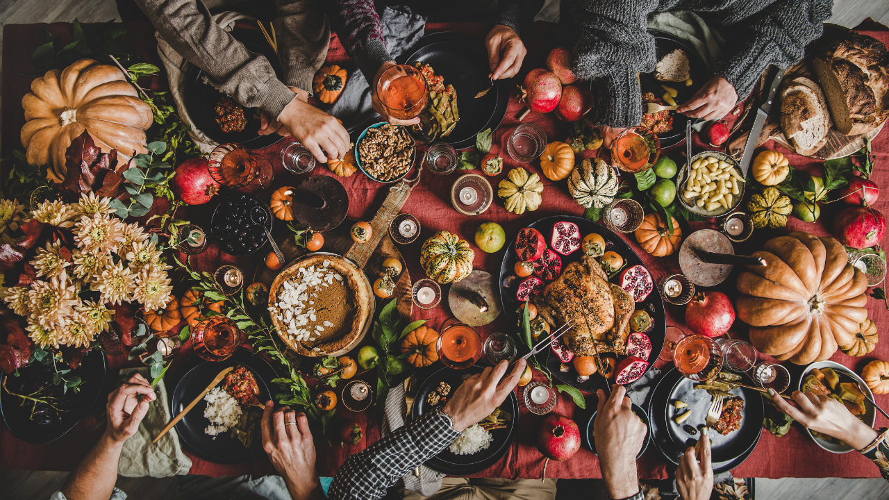 Holiday Cheer: Festive Cocktail Recipes to Warm Your Celebrations header image.