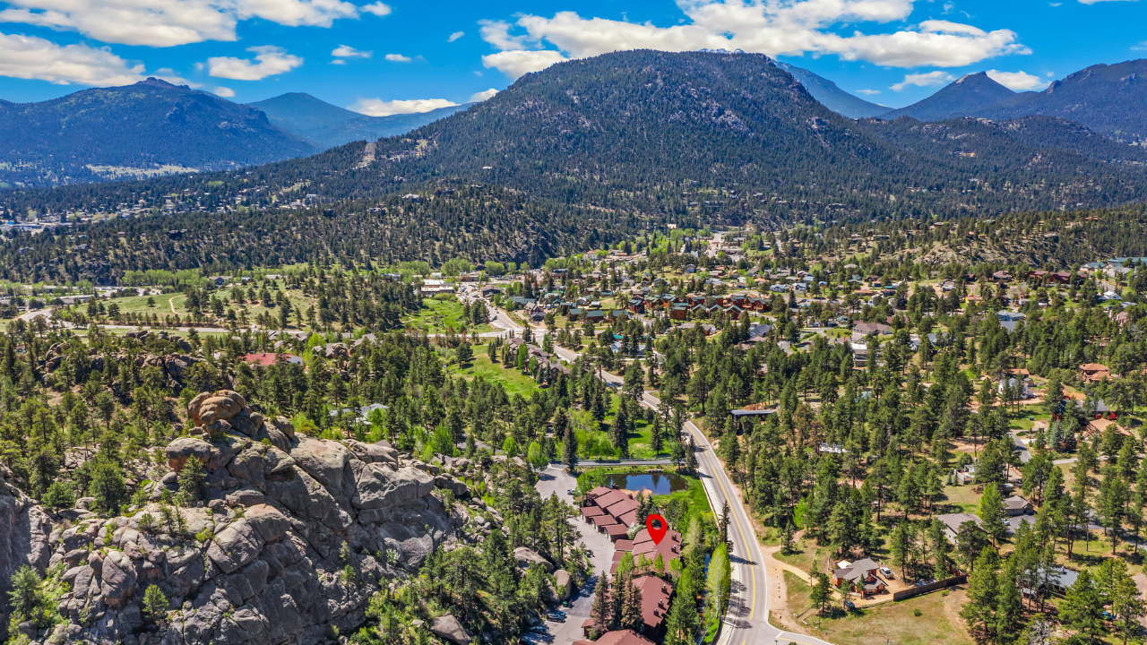 640 MacGregor Ave #12 header image.