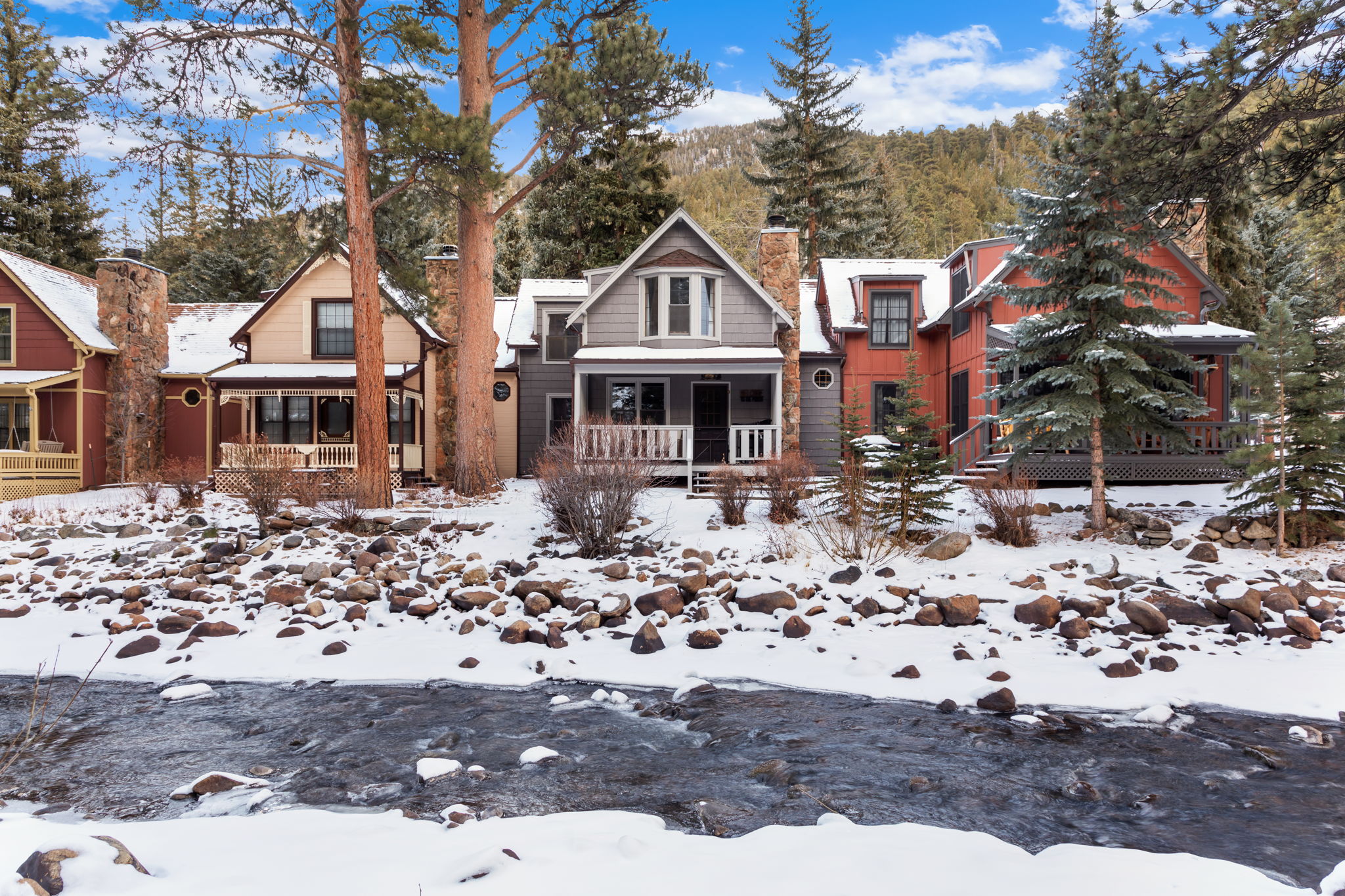 For Sale : Tranquil Riverside Sanctuary! header image.