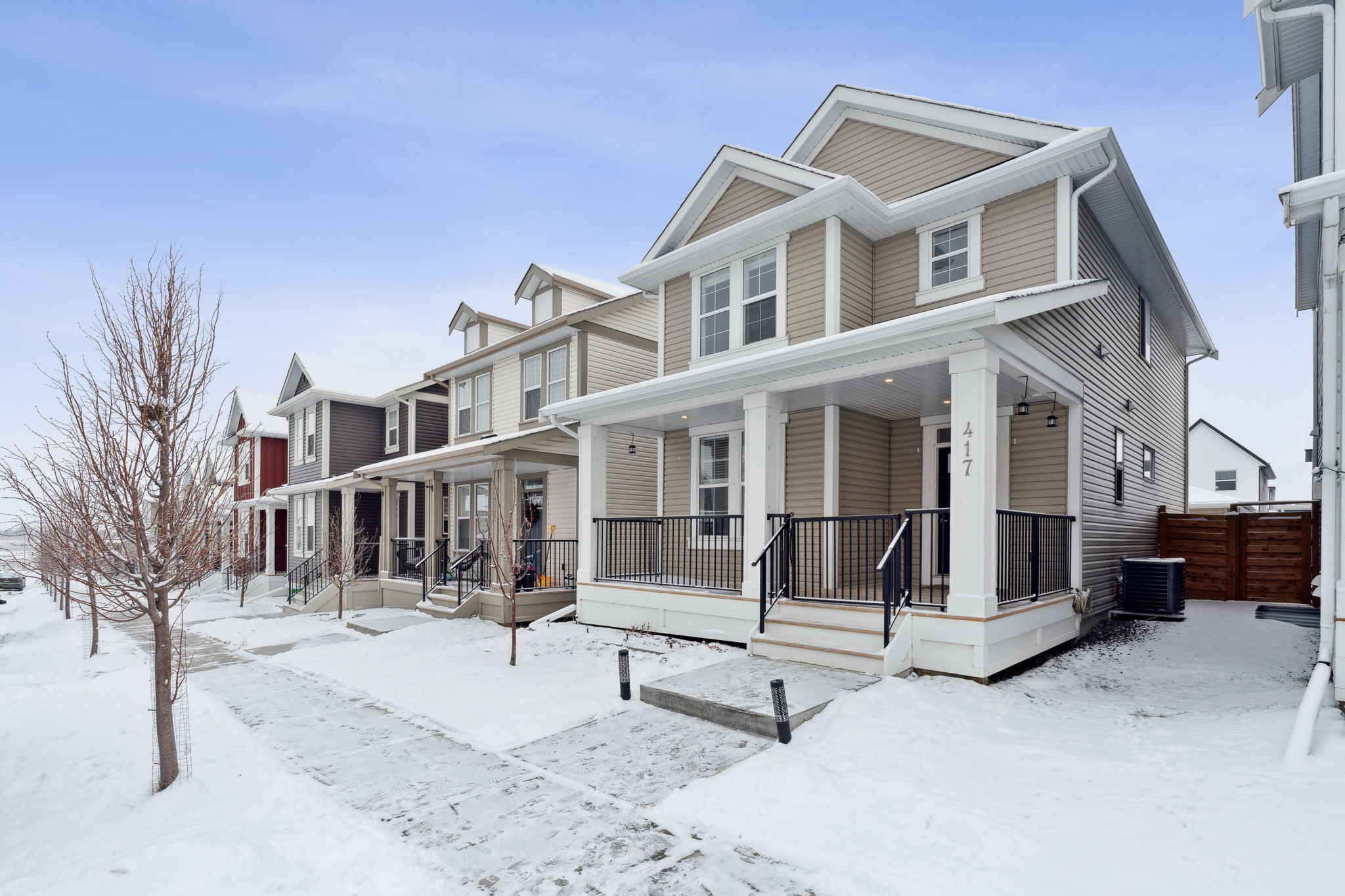 Discover Your Dream Home at 417 South Point Glen SW, Airdrie header image.