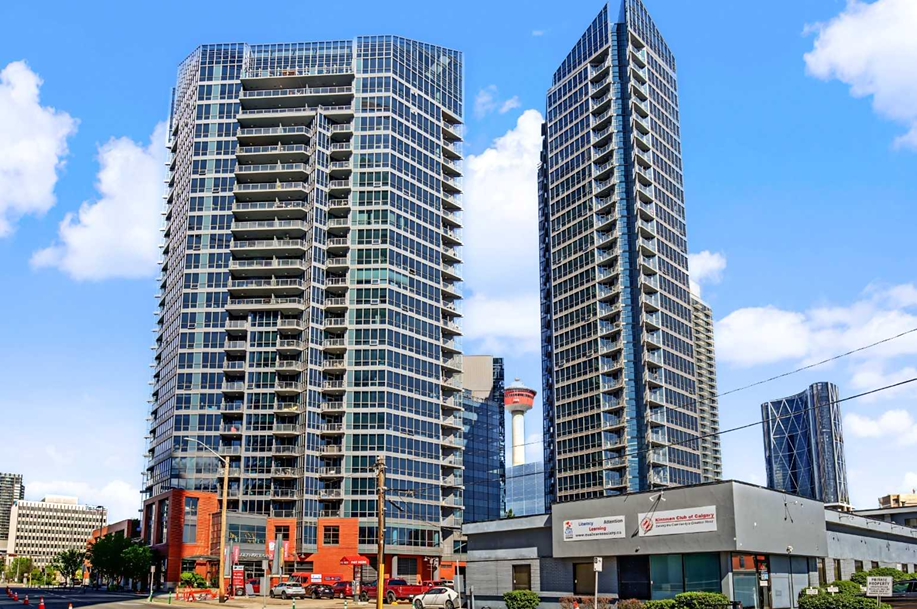 Just Listed: Downtown Calgary Living with City Views at Keynote 1 header image.