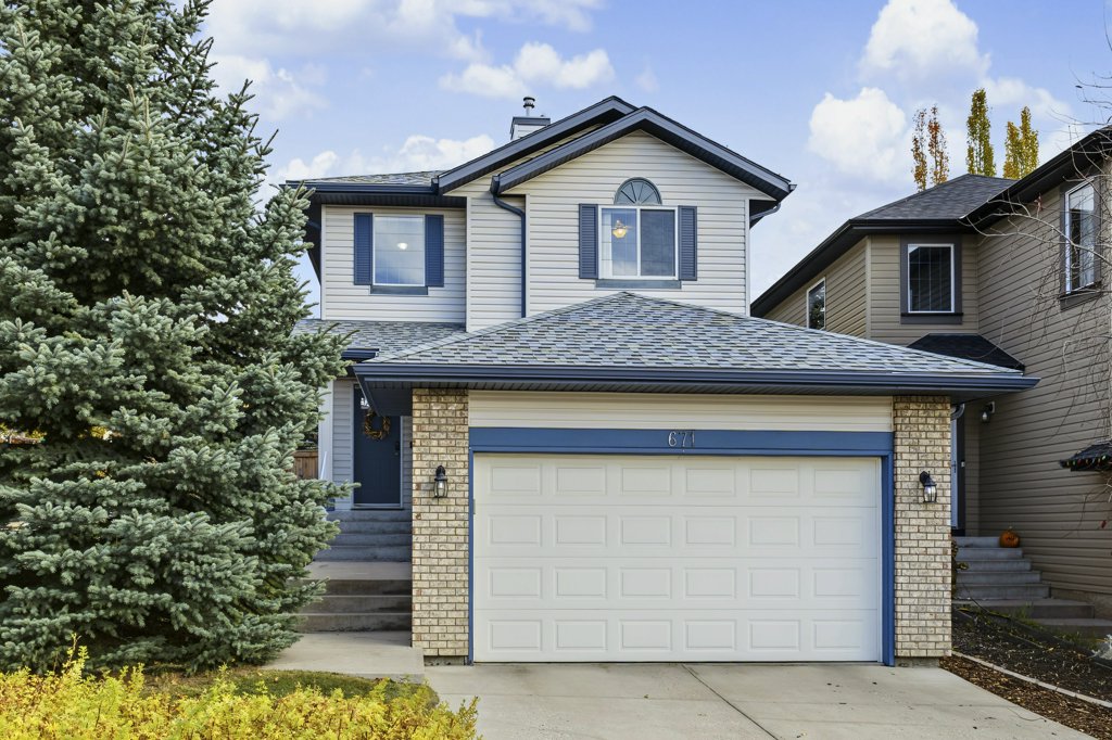 Just Listed in Tuscany: Exceptional Family Living with Modern Upgrades, Solar Power & a Private Backyard header image.
