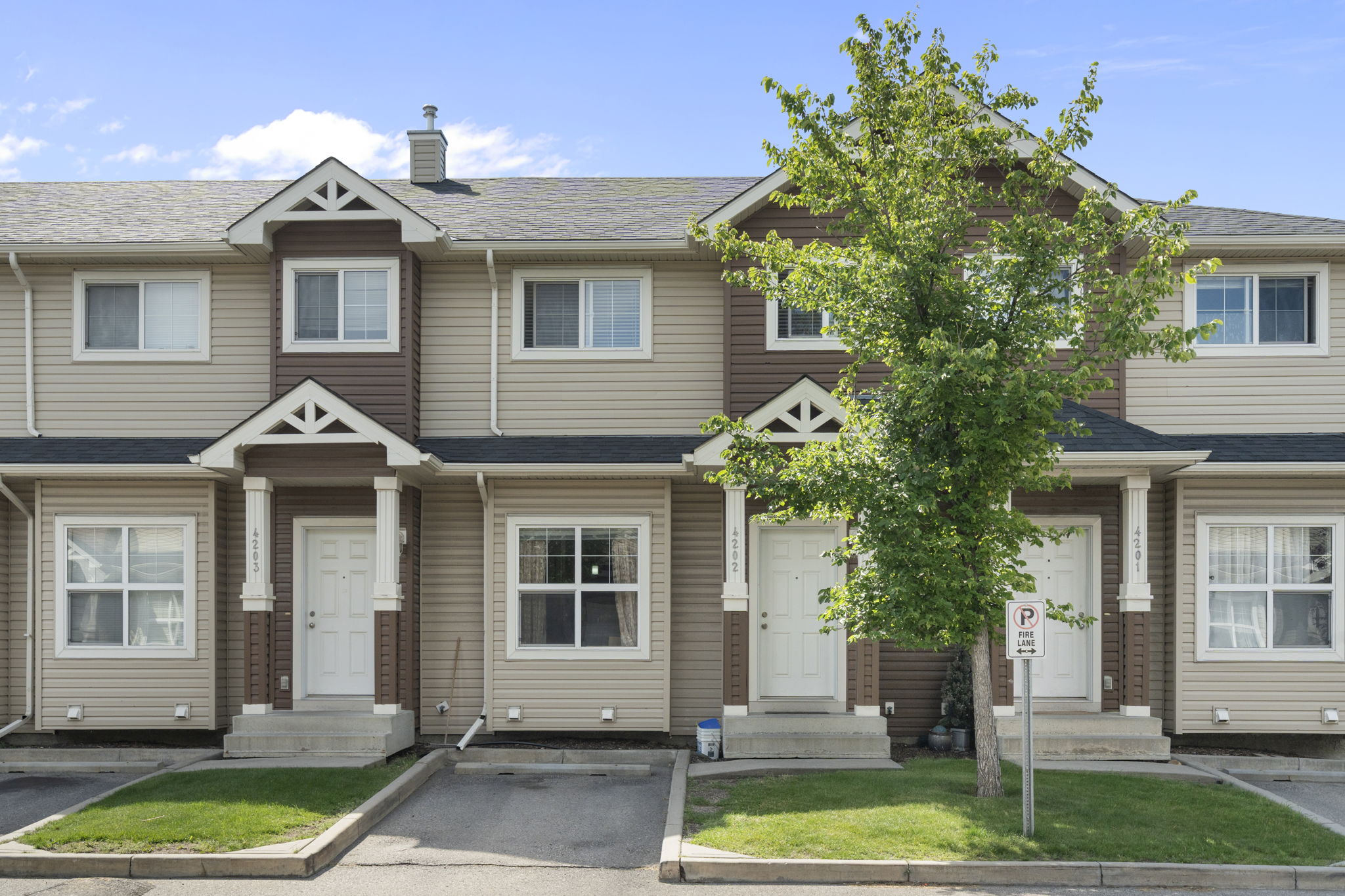 Just Listed: Bright & Spacious Townhome in Taradale header image.