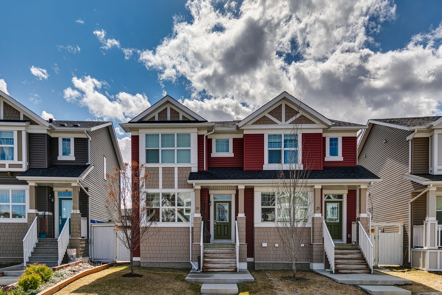 Stylish Living in Auburn Bay – 25 Auburn Meadows Link SE header image.