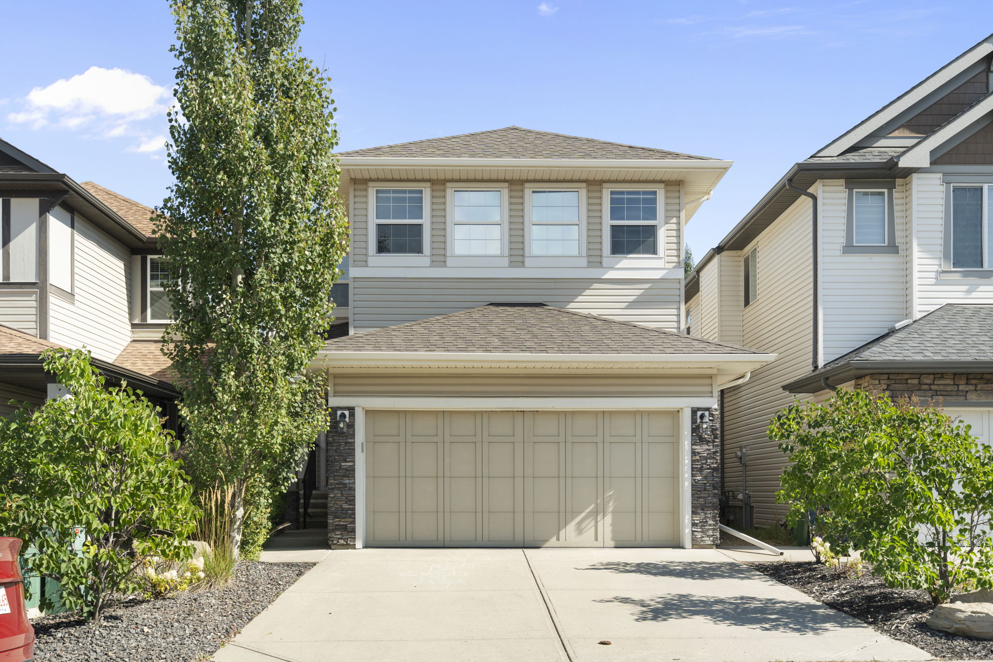 Stunning Family Home in Hillcrest, Airdrie