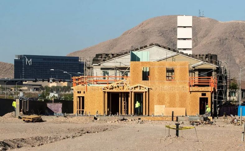 Las Vegas Offers More For Folks Wanting To Relocate header image.