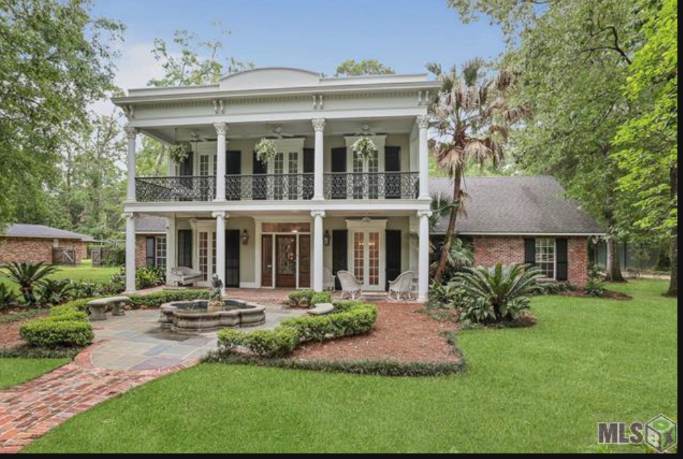 Homes in White Oak Landing Subdivision - Baton Rouge LA header image.