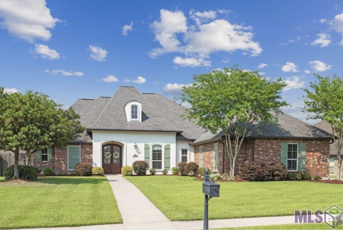 Homes in Pelican Crossing in Gonzales (70737) header image.