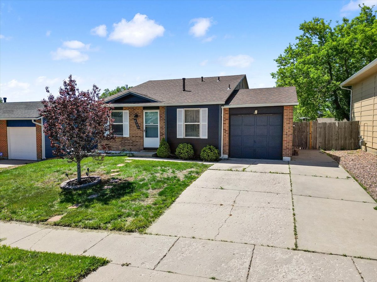 6795 Parkridge Court - Home for Sale in Cimarron Southridge header image.