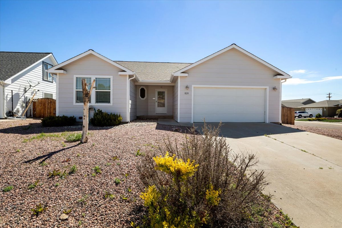 820 Teton Place - Home for Sale in Cañon City header image.