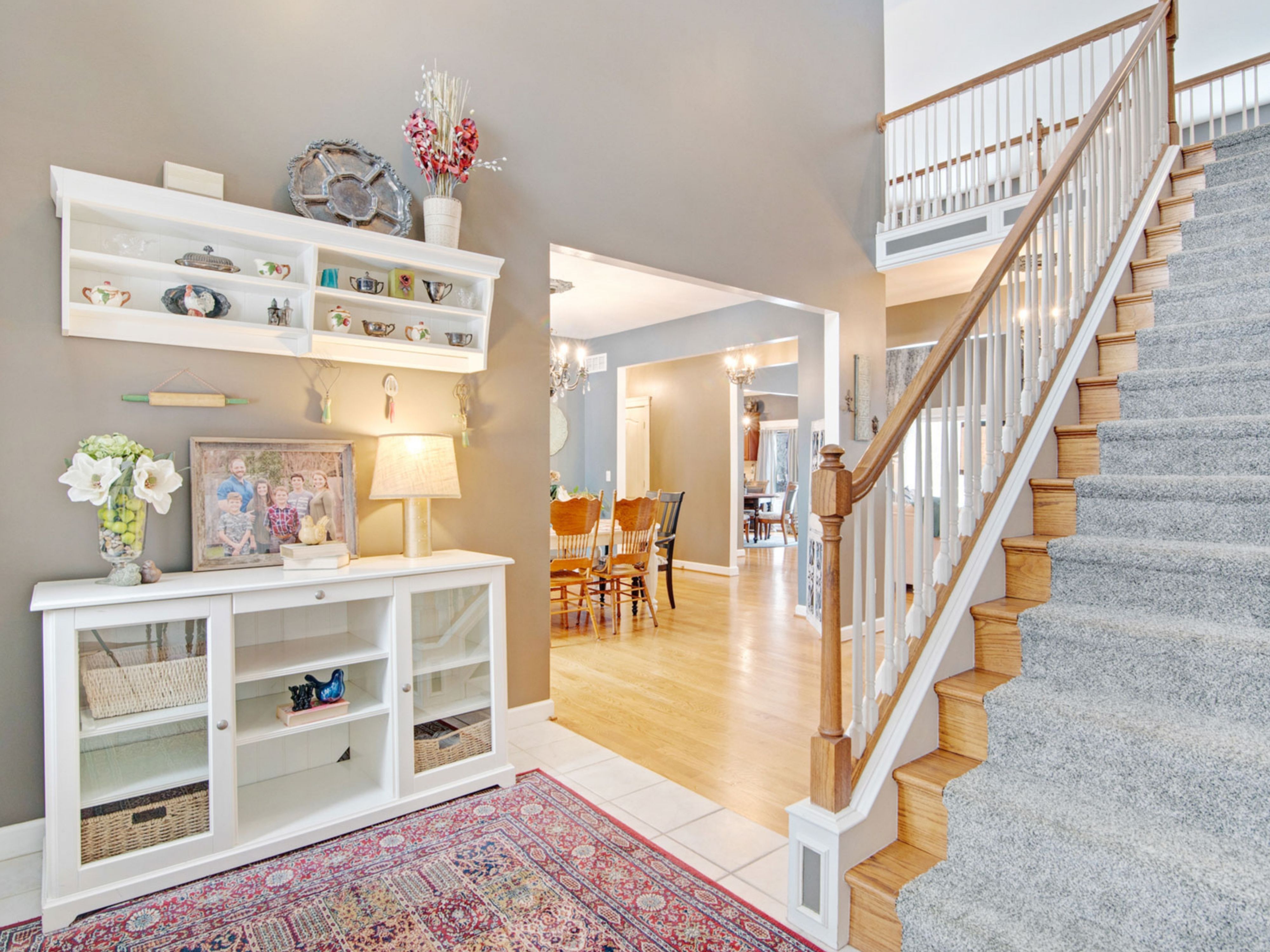 Conquer Your Clutter! How to Tidy These 7 Common header image.